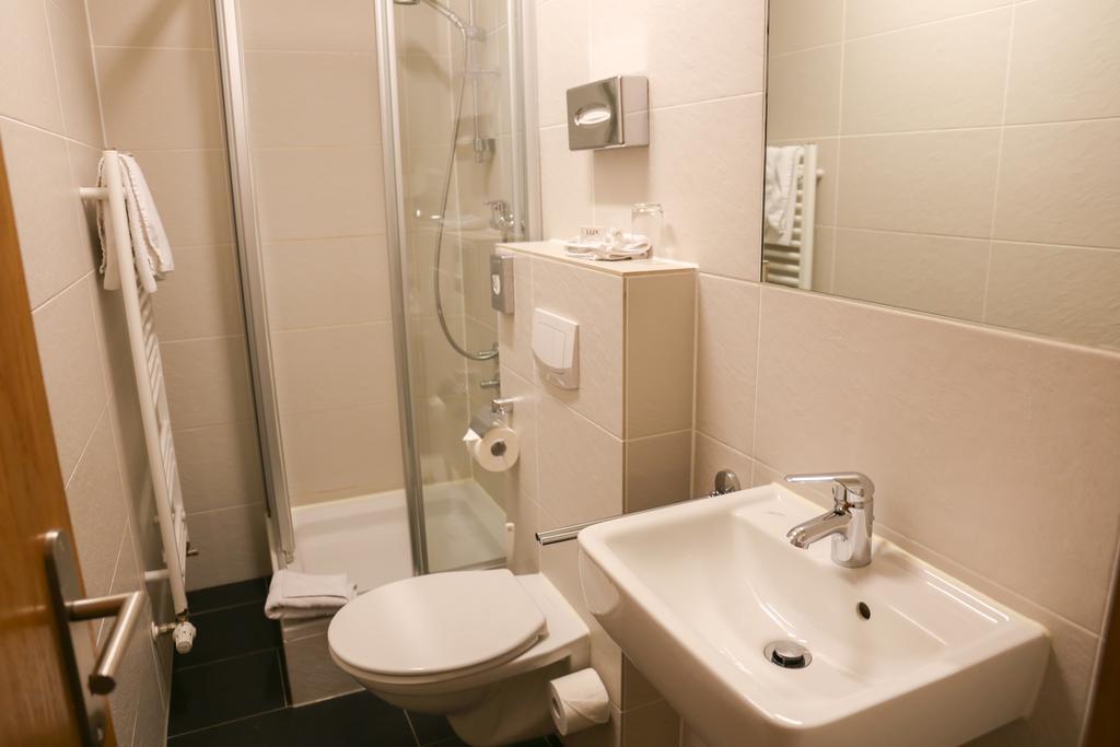 Hotel Koeniger 플레이닝 외부 사진