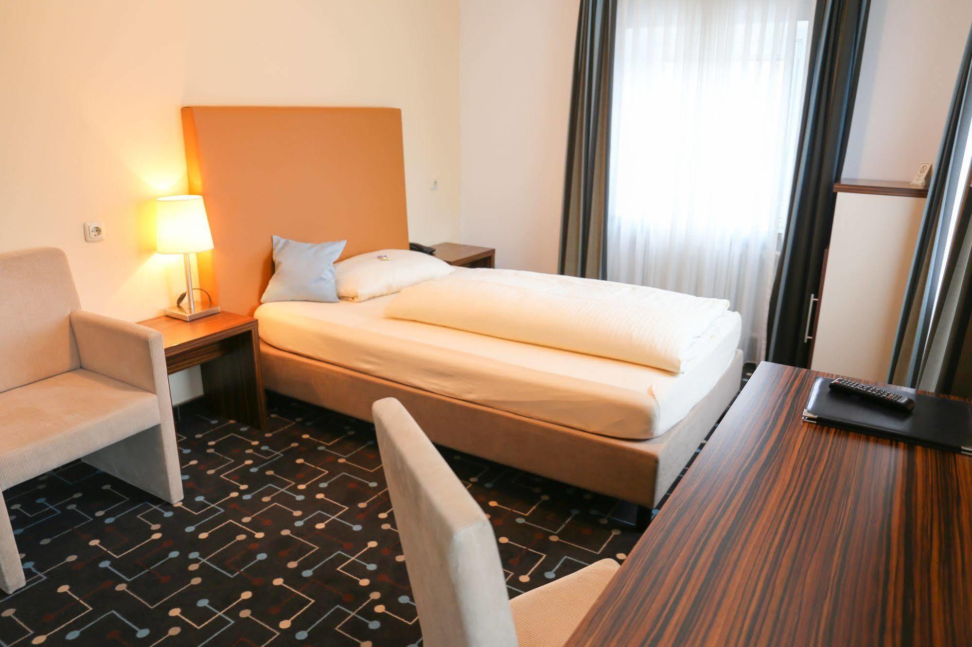 Hotel Koeniger 플레이닝 외부 사진