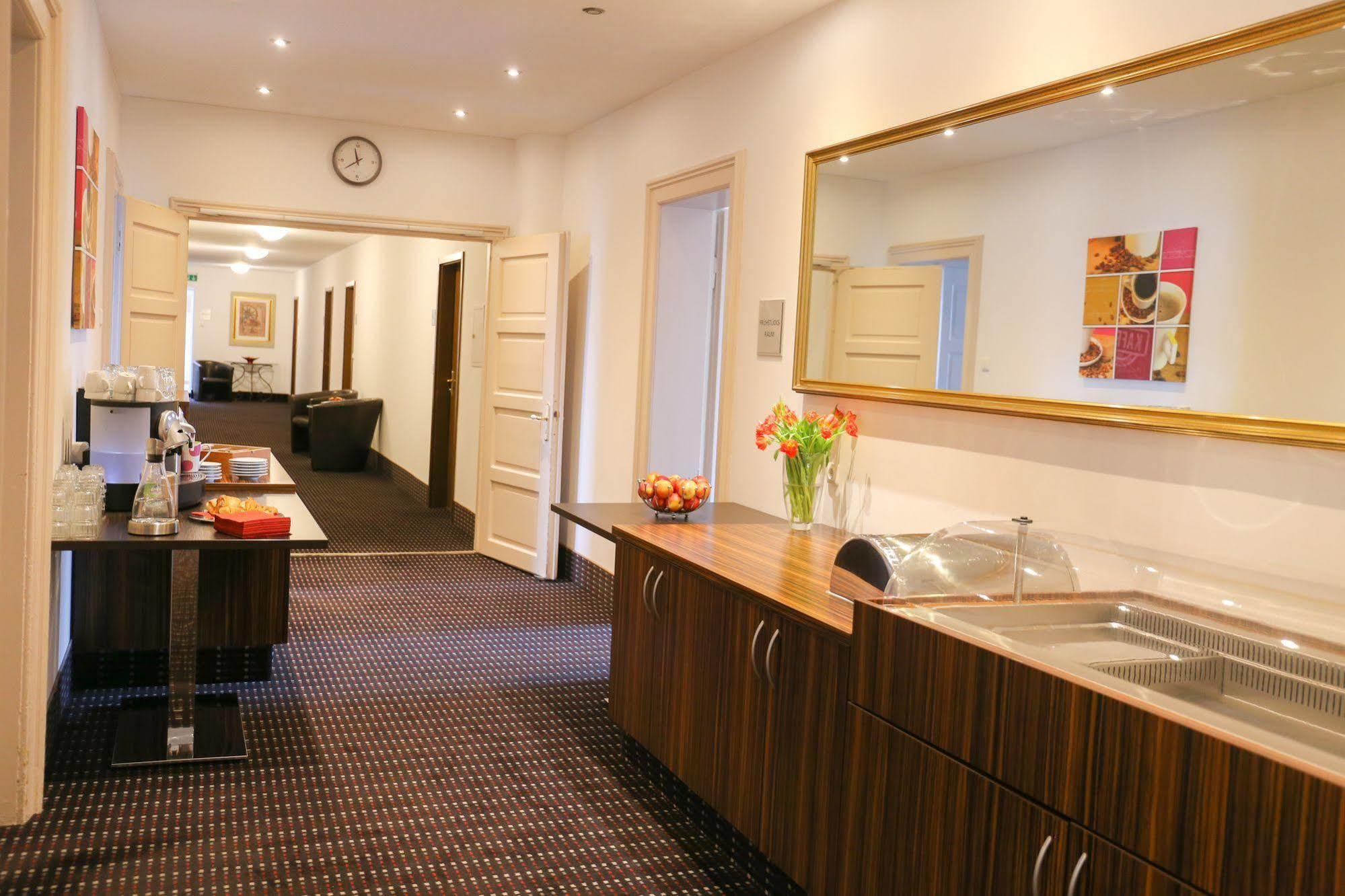 Hotel Koeniger 플레이닝 외부 사진