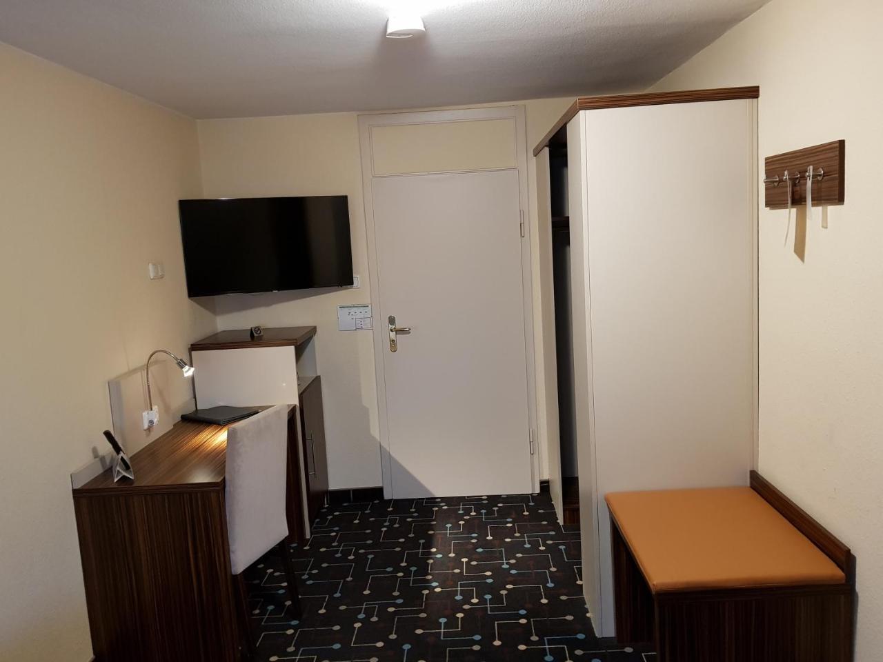 Hotel Koeniger 플레이닝 외부 사진
